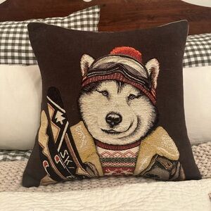 NWT Hines of Oxford Husky Skiing Decorative Pillow